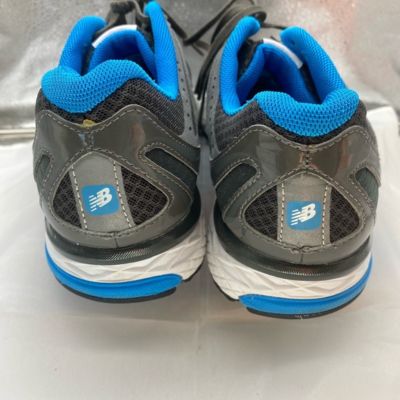 Women’s New Balance Gray and Blue Running Shoes - Picture 2 of 7